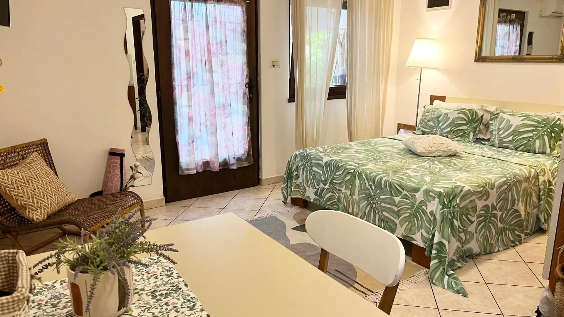 Biba Apartments 풀라